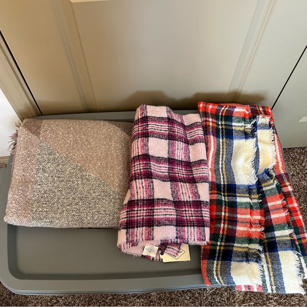 Blanket scarf bundle x3